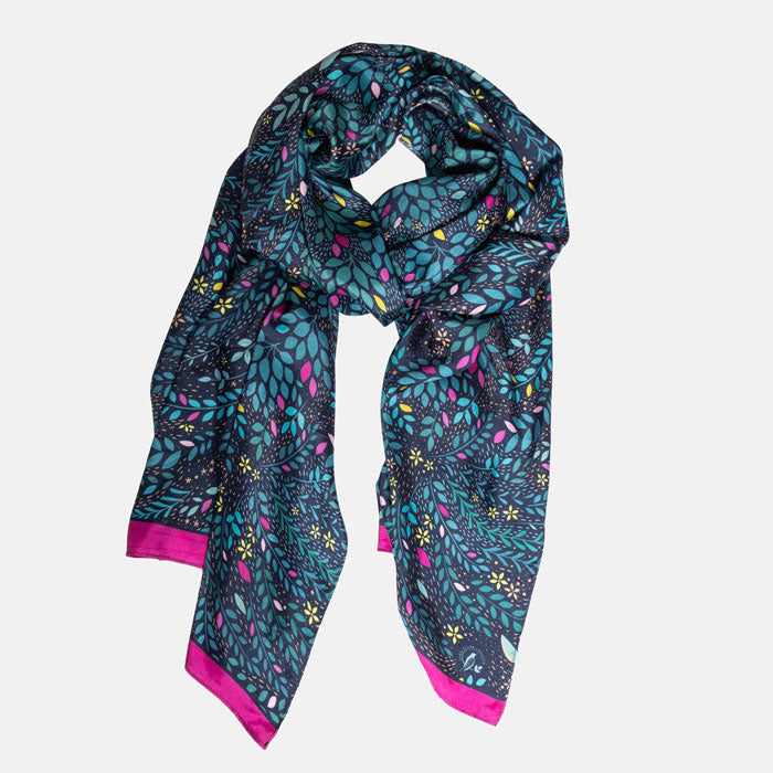 Chiffon sauvage bleu à motif floral cachemire, 35 x 35 po WR3382 Chiffon sauvage bleu à motif floral cachemire, 35 x 35 po WR3382