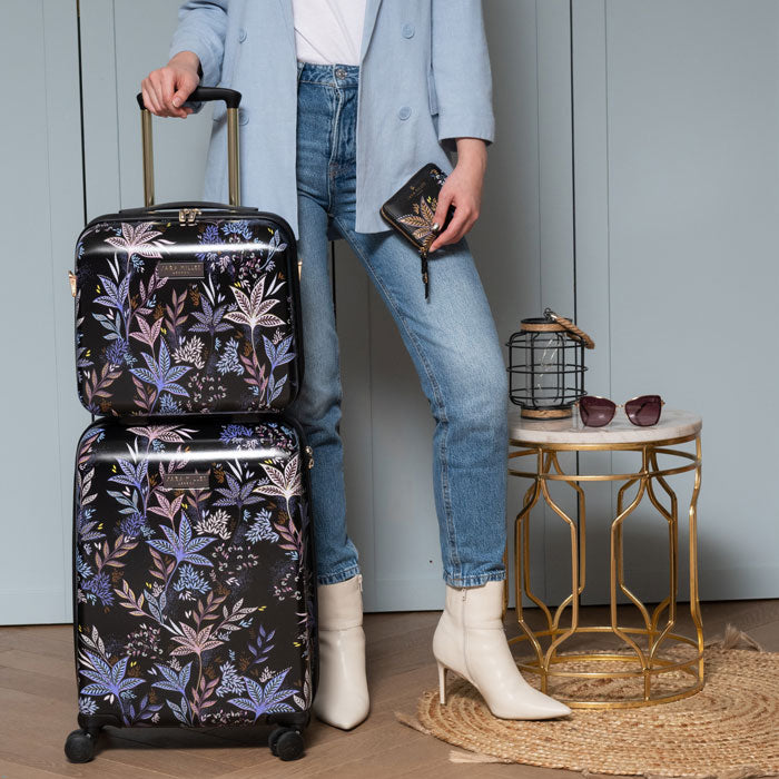 Black Botanic Cabin Case