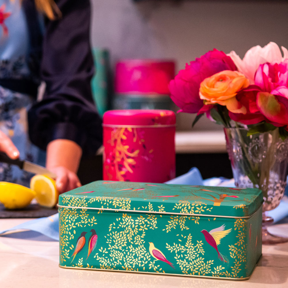 Green Birds Deep Rectangular Tin