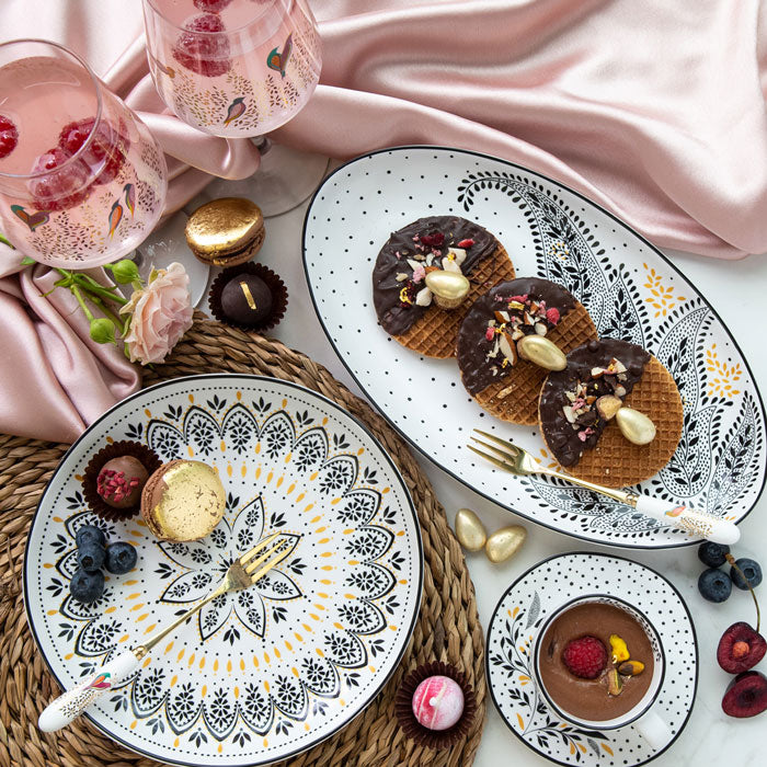 Artisanne Noir Salad Plates - Set of 4