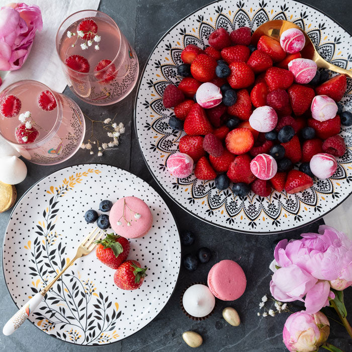 Artisanne Noir Medium Serving Bowl