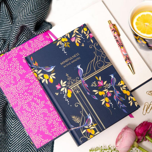 5 Life-Changing Reasons To Keep a Mindfulness Journal