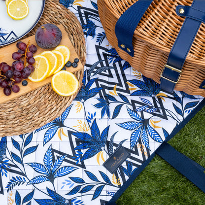 Anniversary Drinks Picnic Bundle (worth £100)
