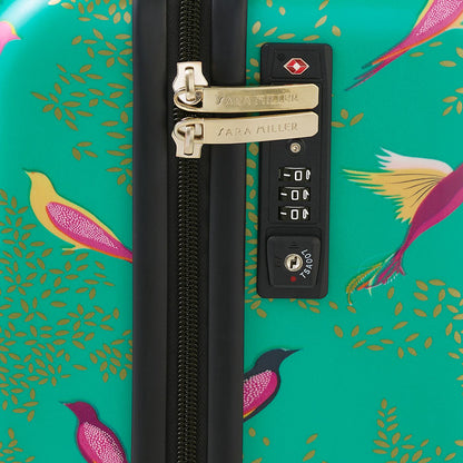 Shows zip lock mechanism with combination code.