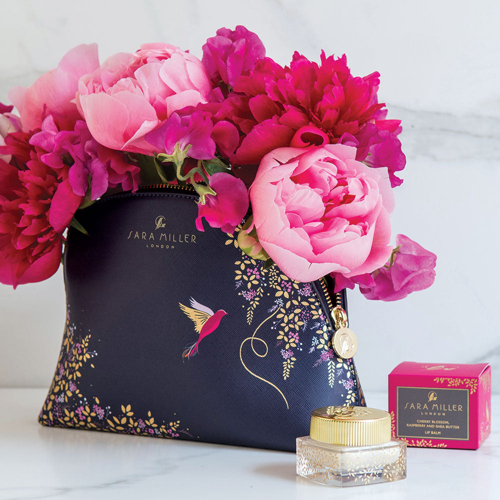  toiletry bag