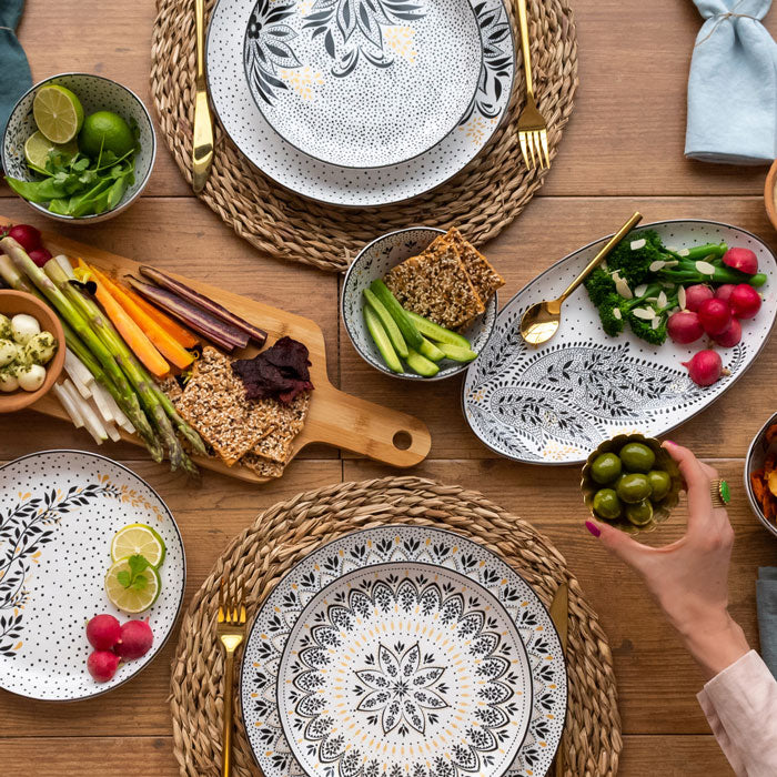 Artisanne Noir Medium Serving Platter